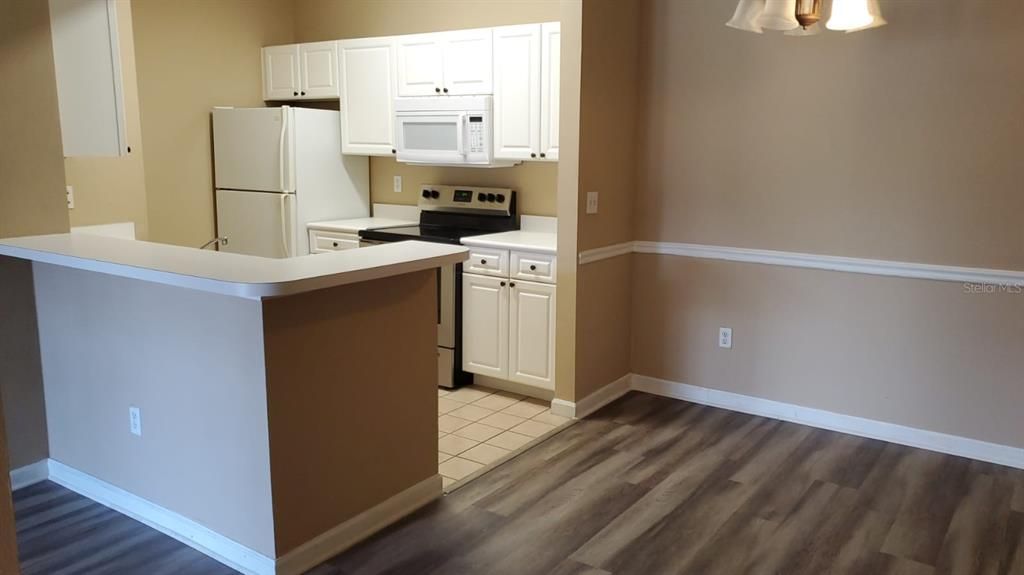 For Rent: $1,600 (1 beds, 1 baths, 753 Square Feet)