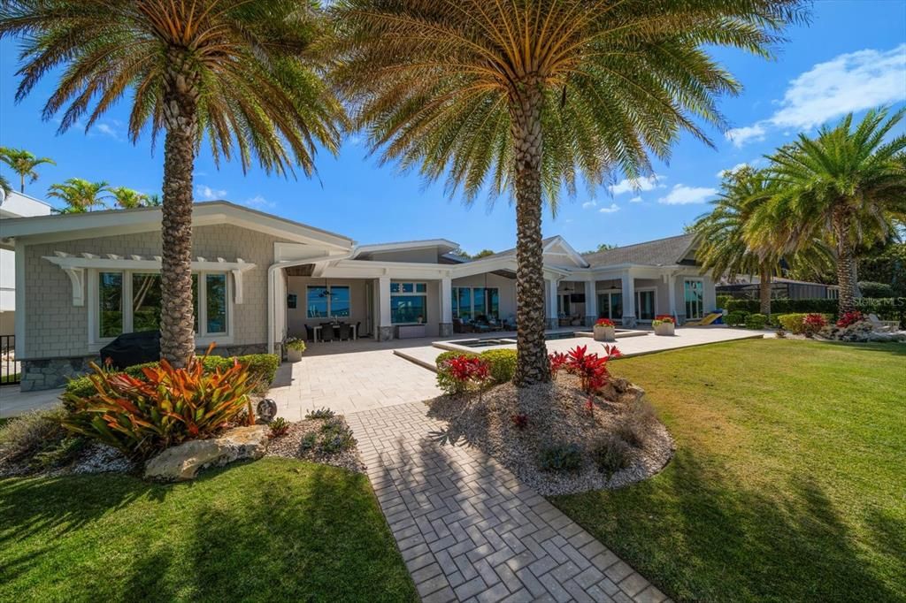 Recently Sold: $5,999,999 (3 beds, 4 baths, 5065 Square Feet)