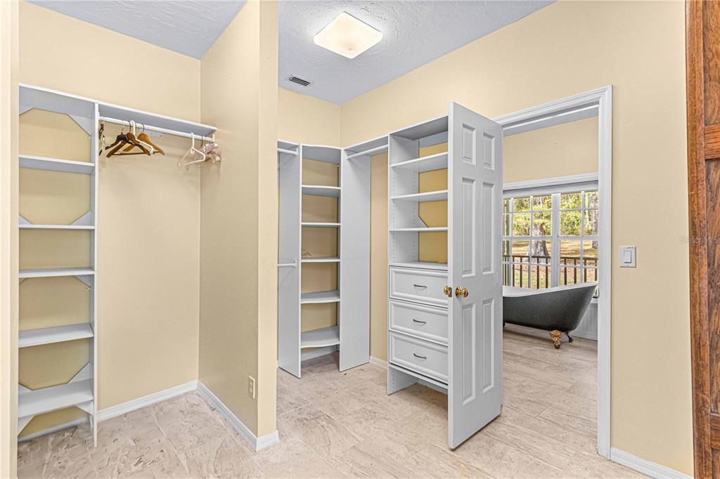 Extra-Large Walk-in Closet