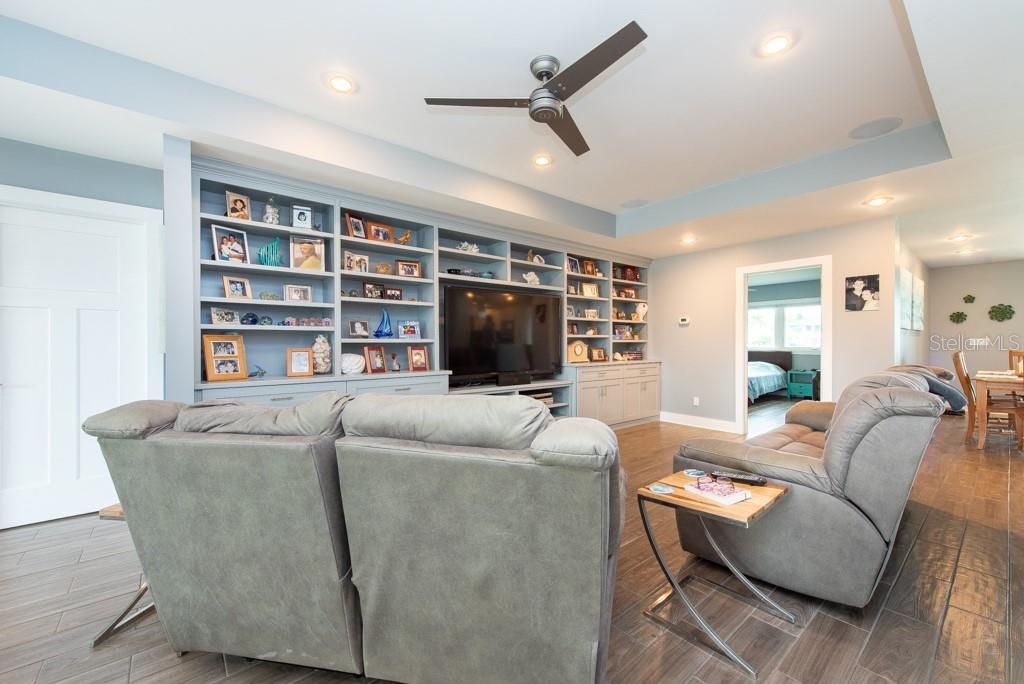 Recently Sold: $1,500,000 (3 beds, 3 baths, 1860 Square Feet)