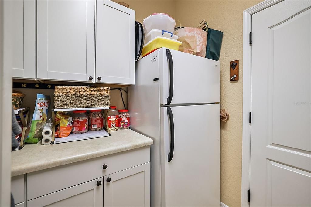 Utility Room Extra Upper & Lower Cabinets