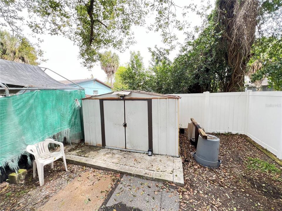 For Sale: $290,000 (3 beds, 1 baths, 1056 Square Feet)