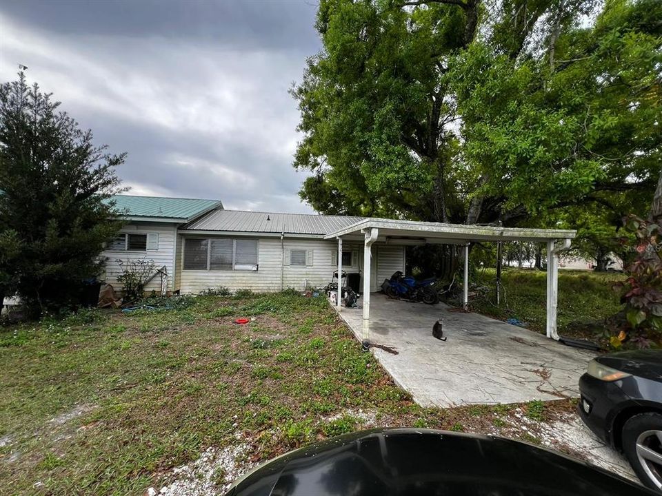 Recently Sold: $155,000 (3 beds, 2 baths, 1702 Square Feet)