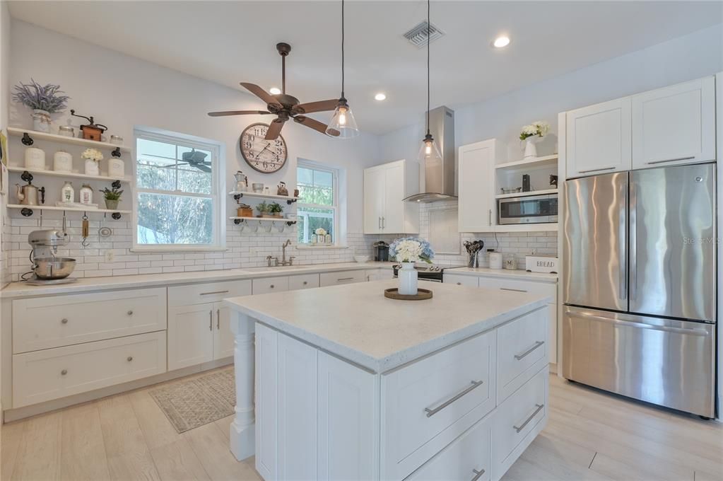 Recently Sold: $1,299,000 (3 beds, 2 baths, 1845 Square Feet)