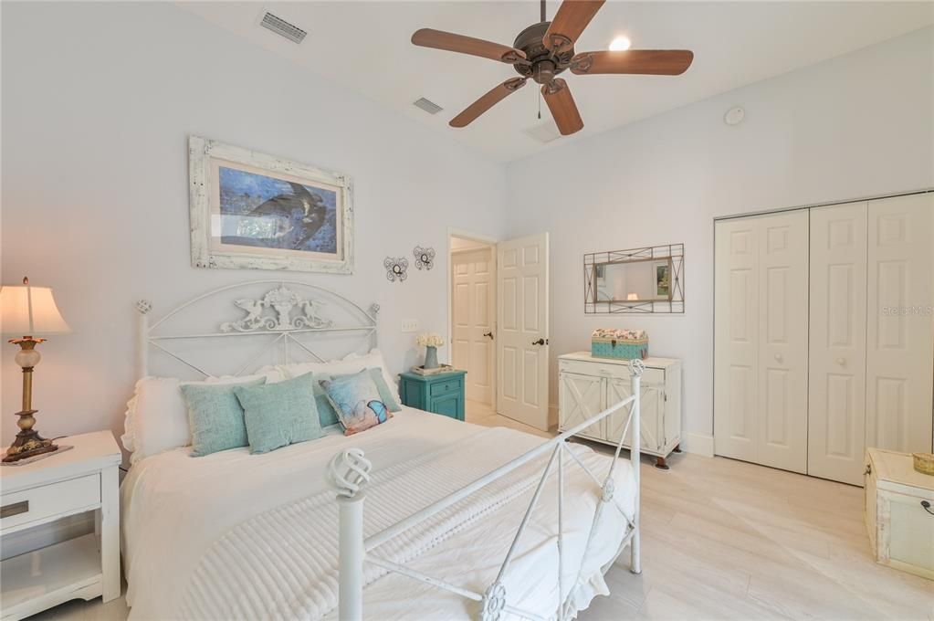 Recently Sold: $1,299,000 (3 beds, 2 baths, 1845 Square Feet)