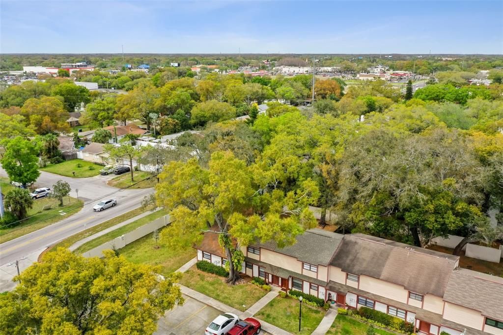 Active With Contract: $230,000 (2 beds, 2 baths, 1092 Square Feet)