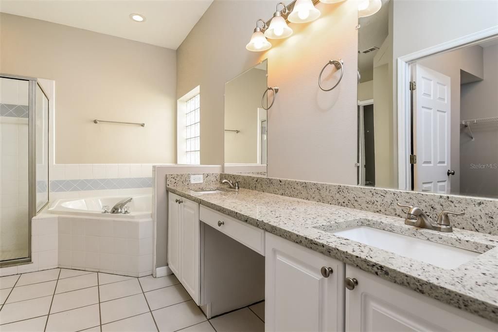 Active With Contract: $2,545 (3 beds, 2 baths, 2133 Square Feet)