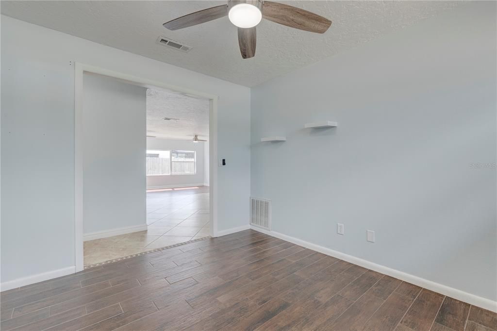 Active With Contract: $470,000 (3 beds, 2 baths, 2622 Square Feet)