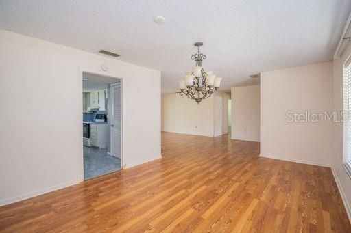 For Sale: $284,900 (2 beds, 2 baths, 1506 Square Feet)