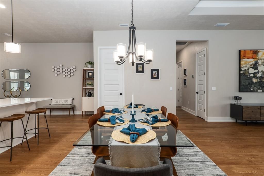 Active With Contract: $499,000 (3 beds, 2 baths, 2162 Square Feet)