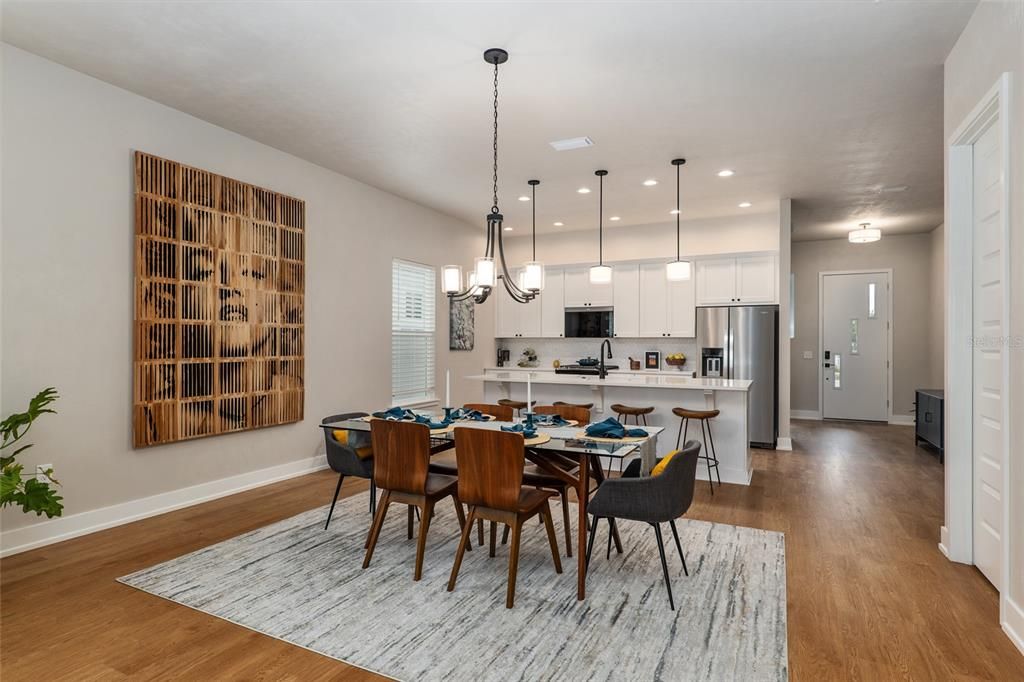 Active With Contract: $499,000 (3 beds, 2 baths, 2162 Square Feet)