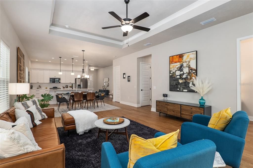 Active With Contract: $499,000 (3 beds, 2 baths, 2162 Square Feet)