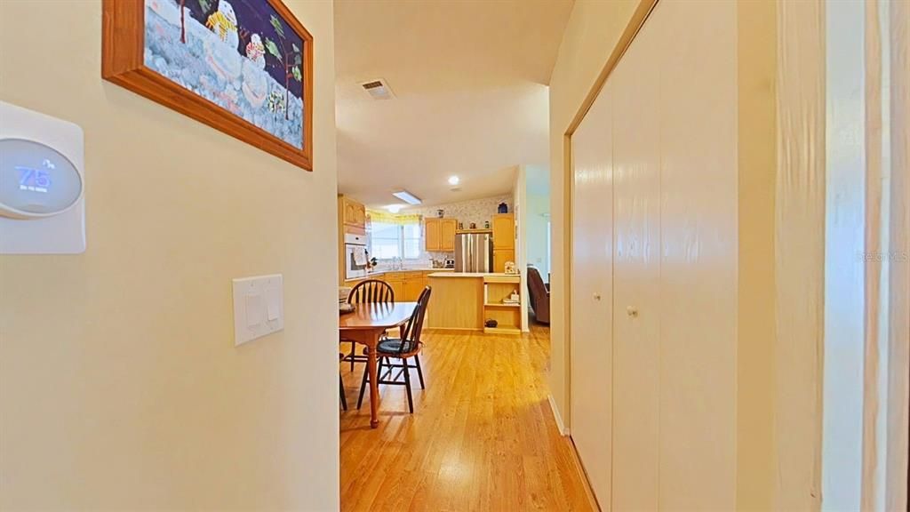 For Sale: $159,000 (2 beds, 2 baths, 1020 Square Feet)