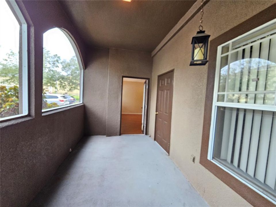 Active With Contract: $1,500 (1 beds, 1 baths, 1092 Square Feet)