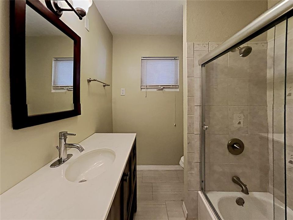 最近租的: $2,699 (4 贝兹, 3 浴室, 2480 平方英尺)