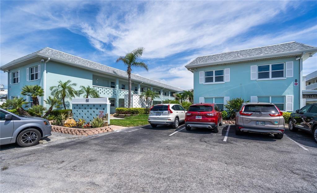 Recently Sold: $350,000 (1 beds, 1 baths, 745 Square Feet)