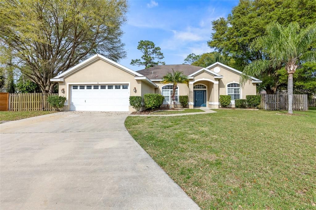 Recently Sold: $409,900 (3 beds, 2 baths, 2077 Square Feet)