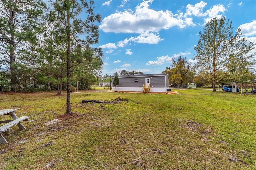 For Sale: $215,000 (3 beds, 2 baths, 1144 Square Feet)