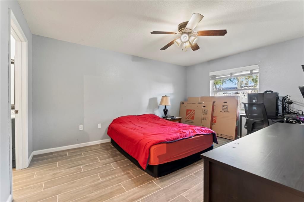 For Sale: $320,000 (3 beds, 2 baths, 1624 Square Feet)