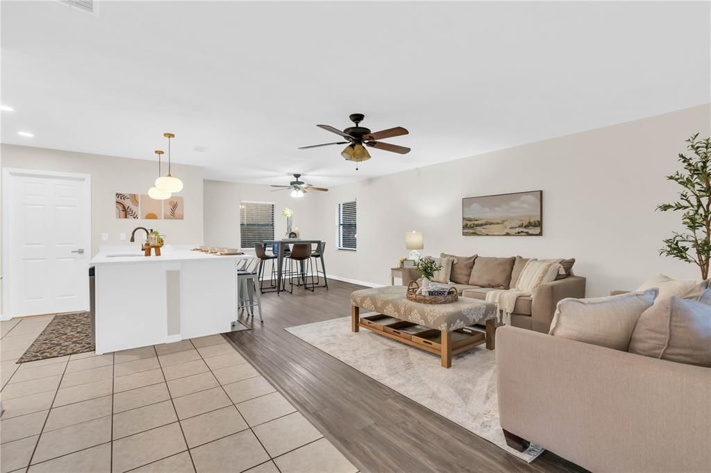 Recently Sold: $334,000 (3 beds, 2 baths, 1232 Square Feet)