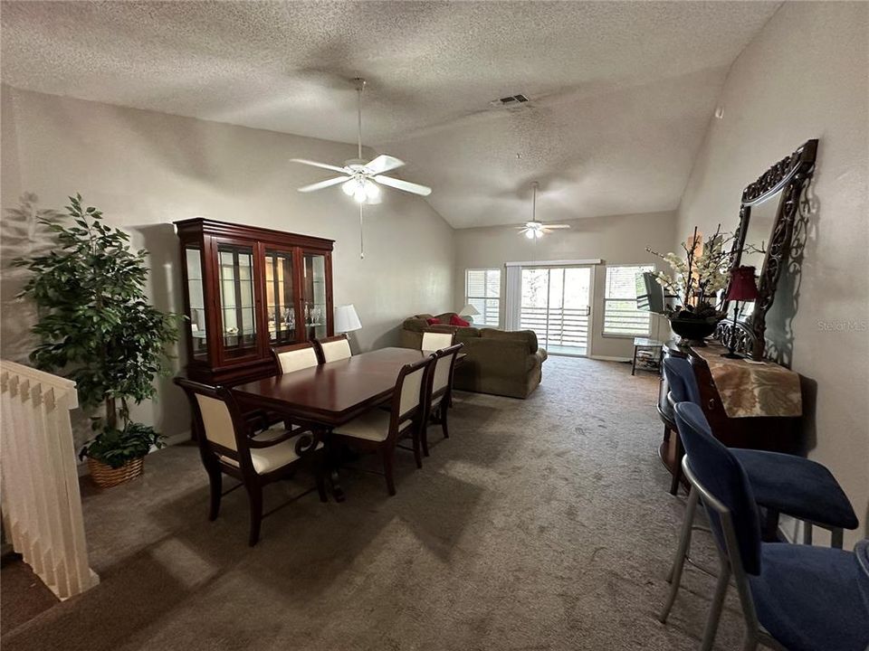 For Sale: $330,000 (3 beds, 2 baths, 1764 Square Feet)