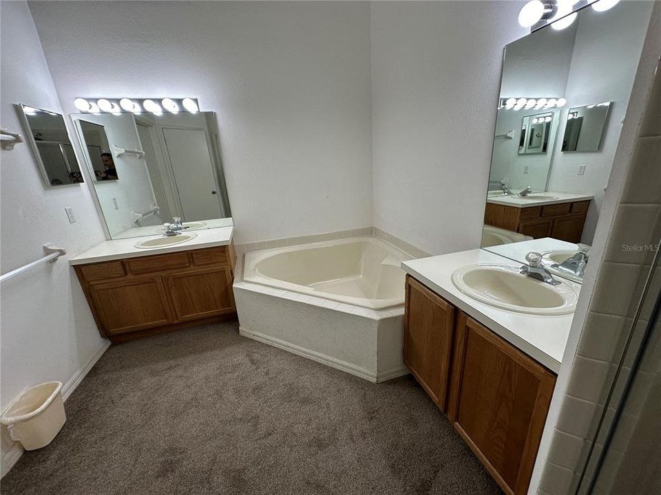 待售: $330,000 (3 贝兹, 2 浴室, 1764 平方英尺)