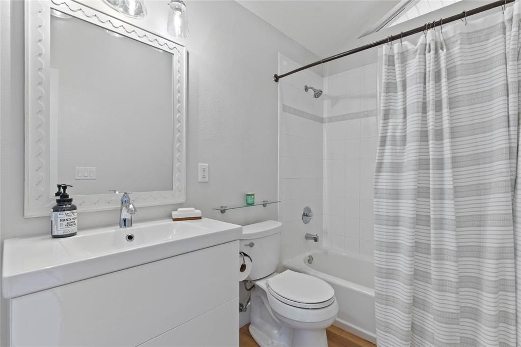 Недавно арендовано: $3,000 (3 спален, 2 ванн, 1159 Квадратных фут)