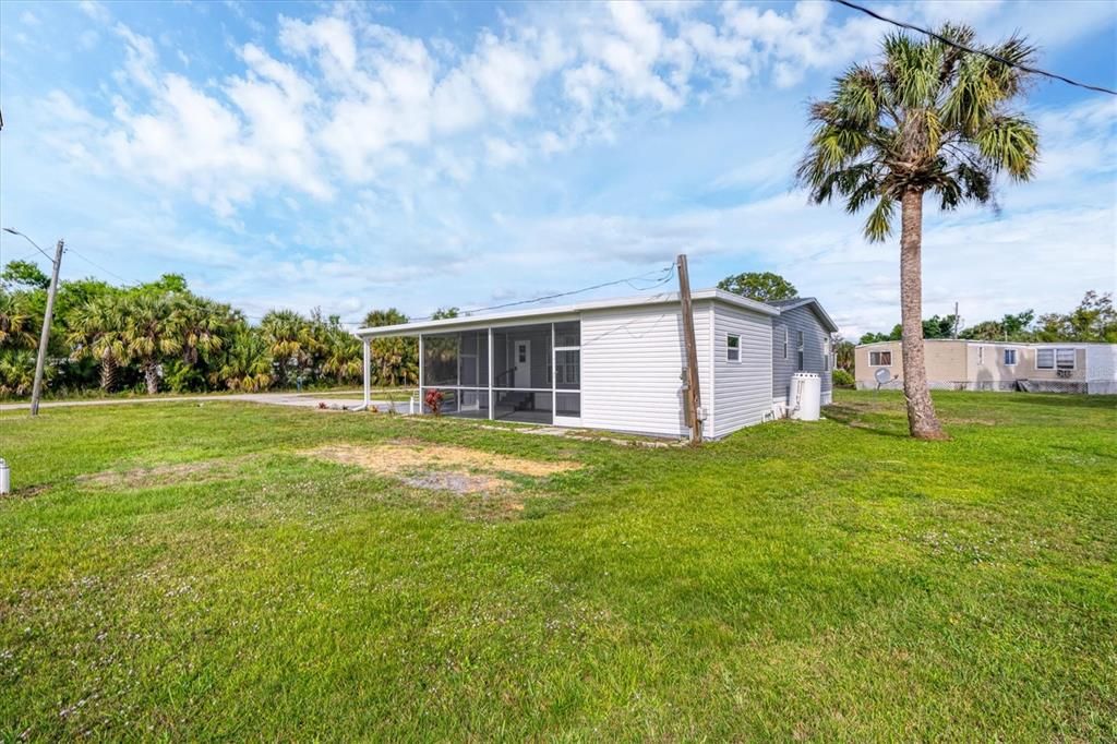 Recently Sold: $180,000 (2 beds, 2 baths, 1235 Square Feet)