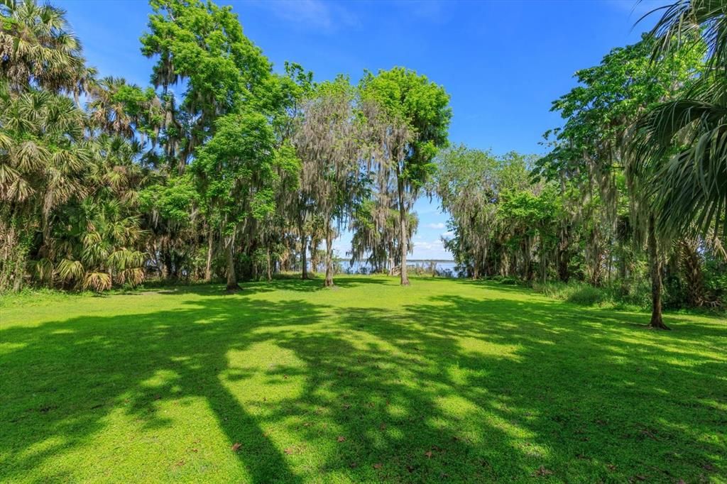 Gorgeous waterfront lot with 175' of waterfront.