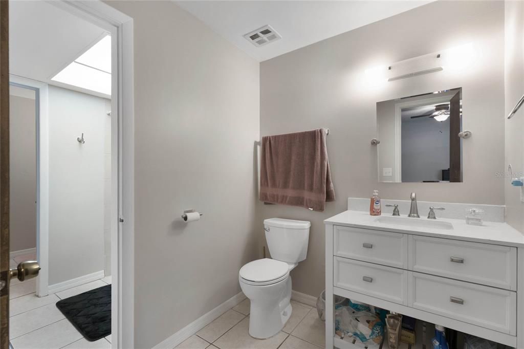 679 Seminole Ave | full bathroom 1 & 2 (shared by both bedrooms)