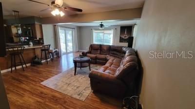 Recently Rented: $3,000 (4 beds, 2 baths, 1860 Square Feet)