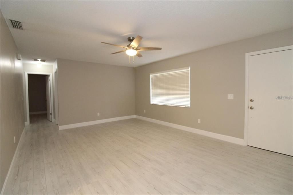 Recently Rented: $2,195 (3 beds, 2 baths, 1248 Square Feet)