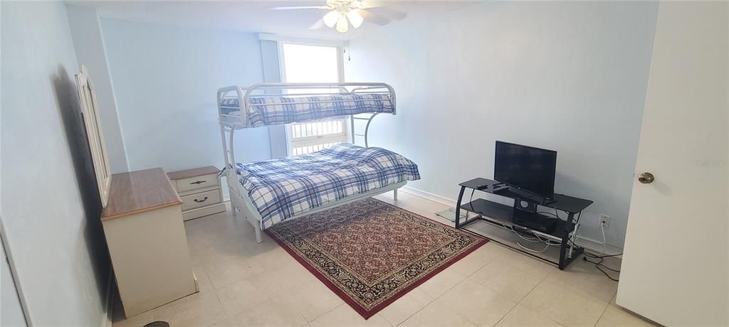 For Rent: $2,150 (2 beds, 2 baths, 1112 Square Feet)