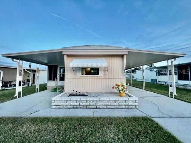 Recently Sold: $80,000 (2 beds, 2 baths, 672 Square Feet)