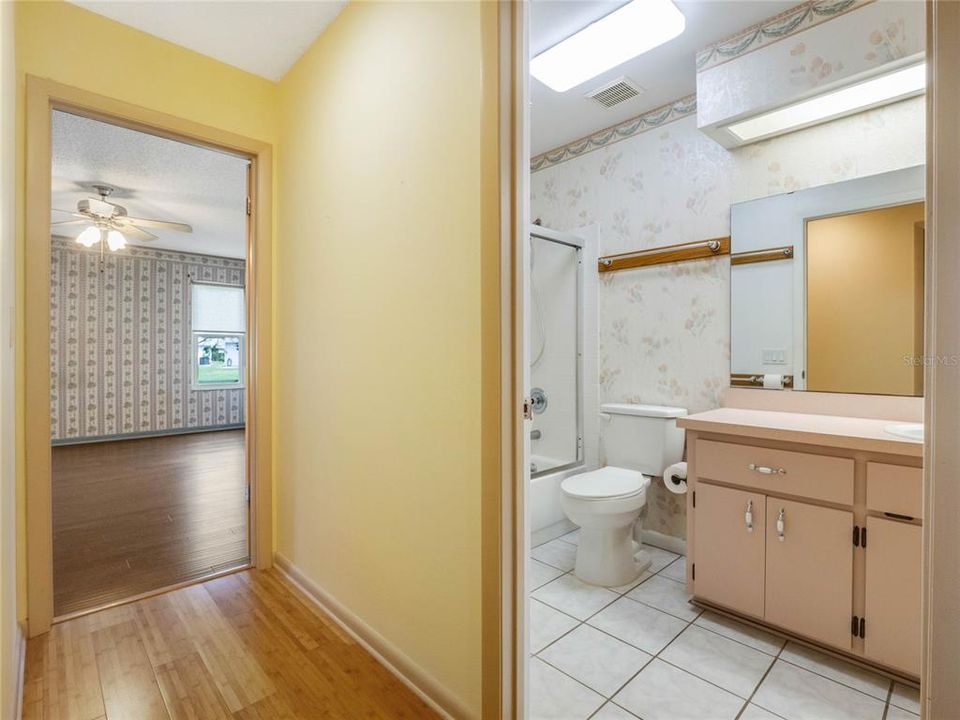 最近售出: $264,900 (3 贝兹, 2 浴室, 1363 平方英尺)