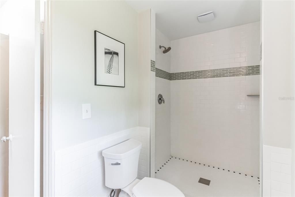 Recently Sold: $750,000 (3 beds, 2 baths, 2110 Square Feet)