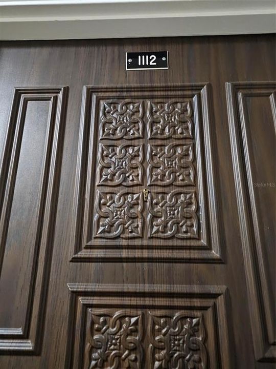 合同活跃: $269,000 (2 贝兹, 2 浴室, 1225 平方英尺)