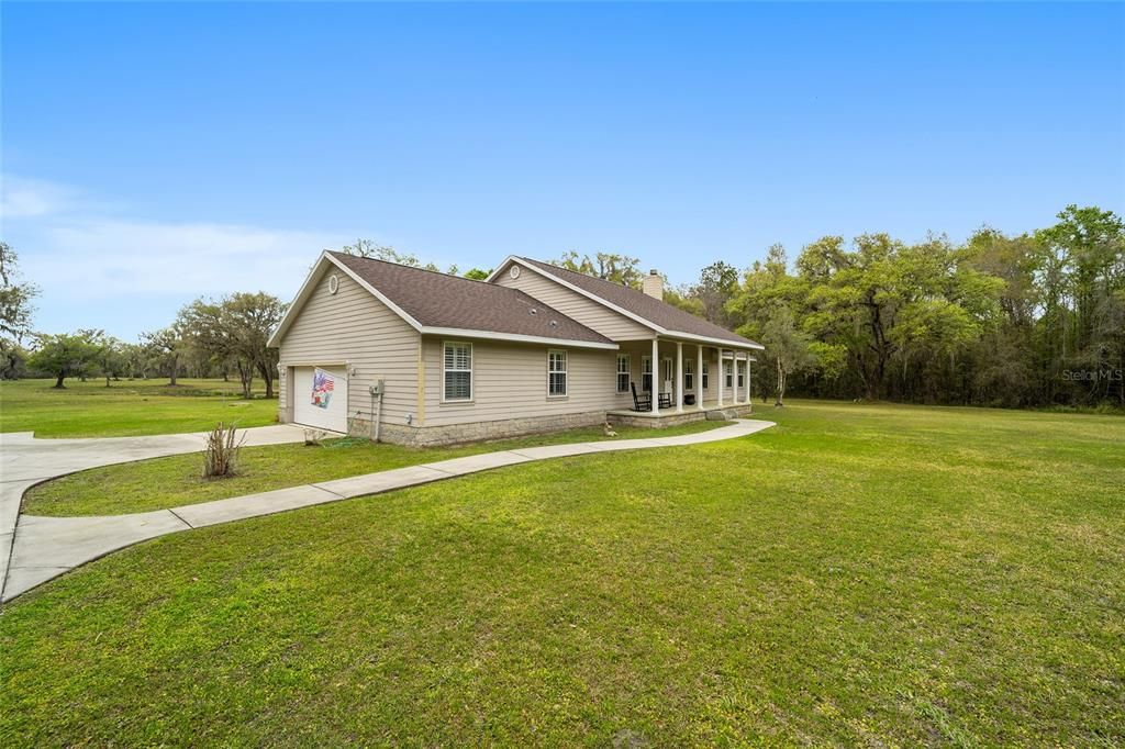 Active With Contract: $849,000 (3 beds, 2 baths, 1756 Square Feet)