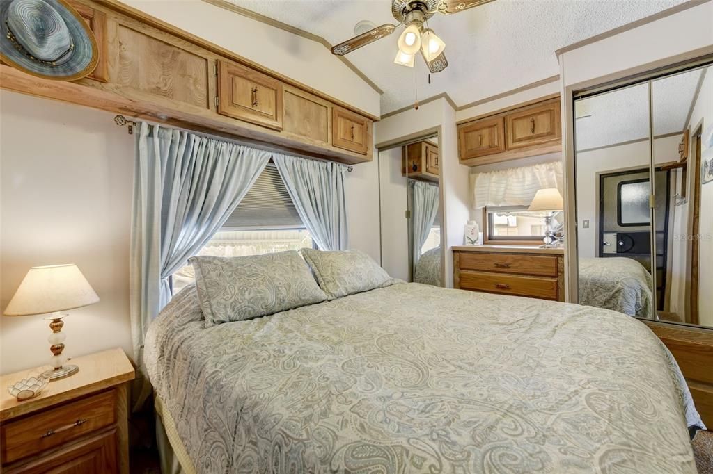 Vendido Recientemente: $178,000 (1 camas, 1 baños, 698 Pies cuadrados)