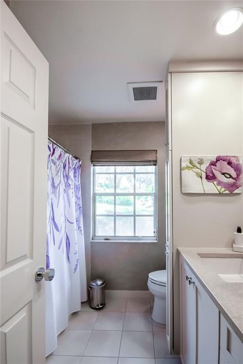 Active With Contract: $495,900 (3 beds, 2 baths, 1808 Square Feet)