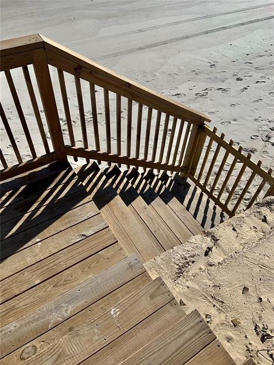 Brand new stairs to the beach