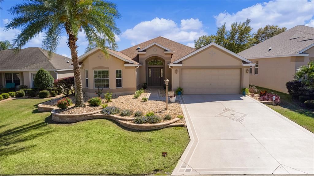 Recently Sold: $629,000 (3 beds, 2 baths, 2000 Square Feet)