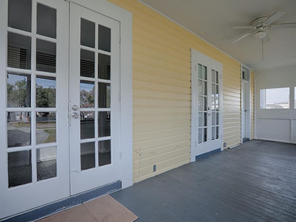 422 E. Citrus - Unit#C, Covered Enclosed Porch