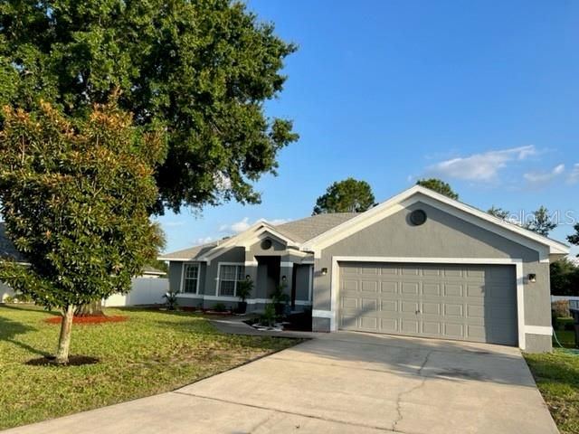Recently Sold: $459,000 (4 beds, 2 baths, 2573 Square Feet)