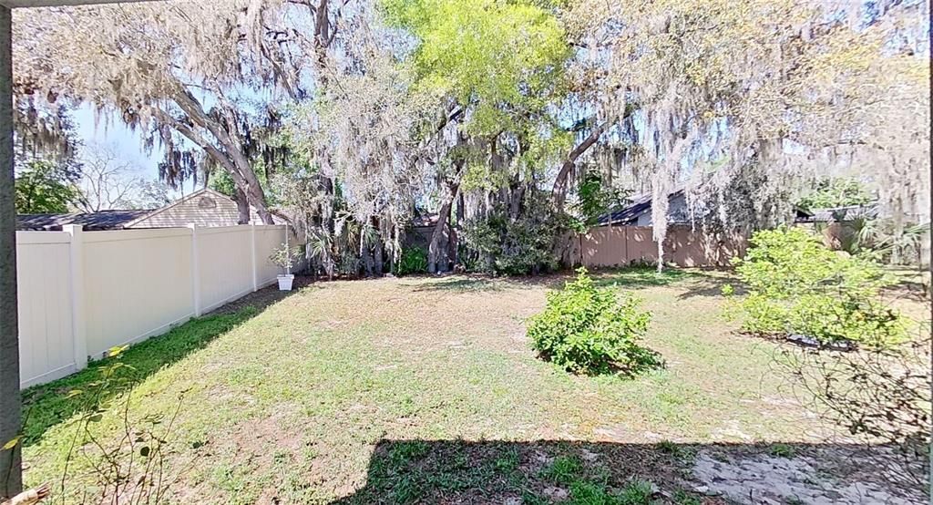 Recently Sold: $324,990 (4 beds, 2 baths, 1828 Square Feet)