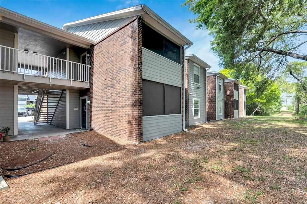Recently Sold: $174,900 (2 beds, 1 baths, 790 Square Feet)