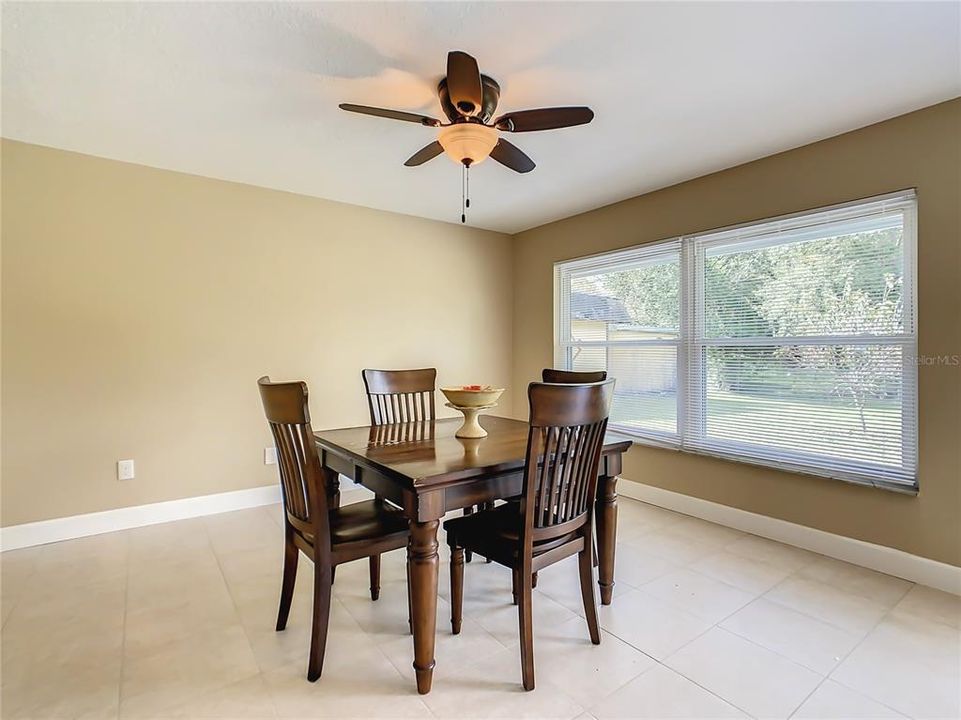 For Sale: $394,000 (3 beds, 2 baths, 1458 Square Feet)