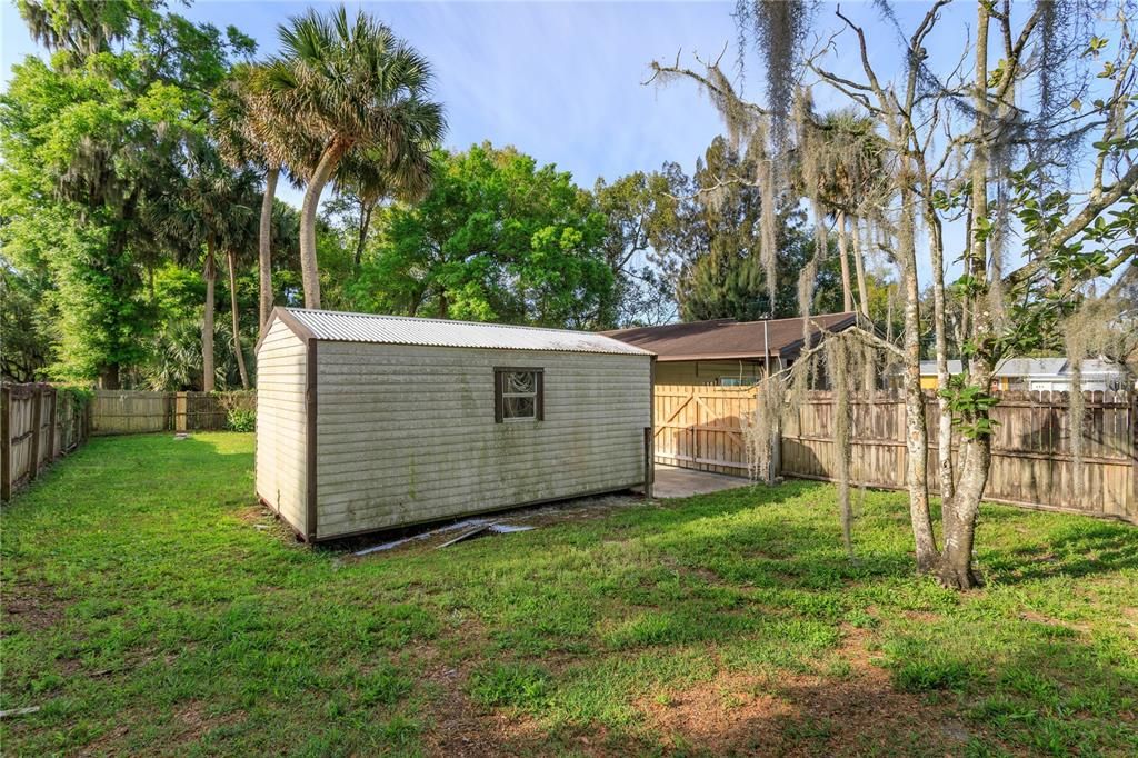 Recently Sold: $224,900 (2 beds, 1 baths, 713 Square Feet)