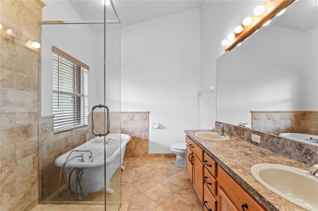 For Sale: $479,000 (2 beds, 2 baths, 1480 Square Feet)