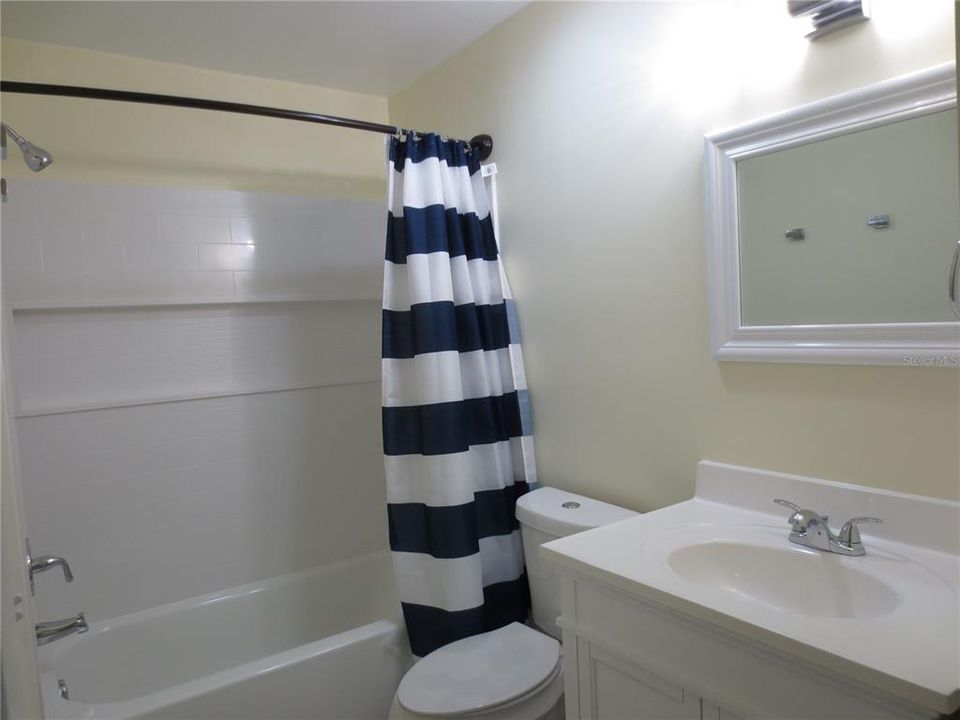 出租: $2,600 (2 贝兹, 2 浴室, 1263 平方英尺)